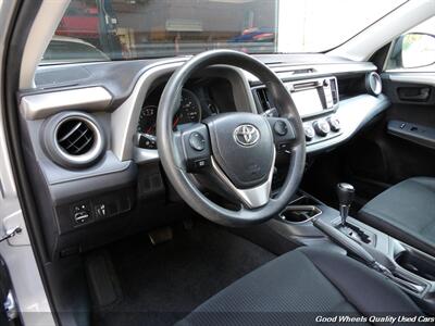 2016 Toyota RAV4 LE   - Photo 12 - Glassboro, NJ 08028