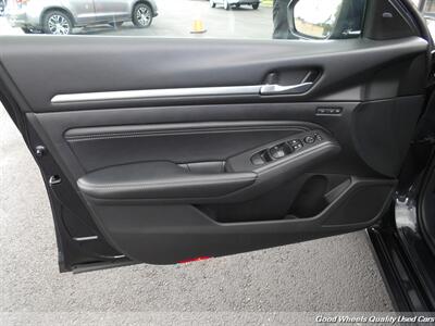 2019 Nissan Altima 2.5 Platinum - Photo 23 - Glassboro, NJ 08028