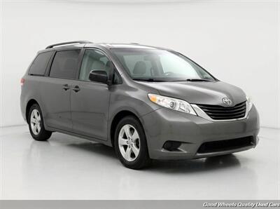 2014 Toyota Sienna LE 8-Passenger - Photo 3 - Glassboro, NJ 08028
