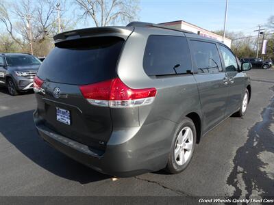 2014 Toyota Sienna LE 8-Passenger   - Photo 5 - Glassboro, NJ 08028