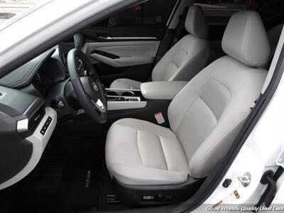 2023 Nissan Altima 2.5 SV - Photo 13 - Glassboro, NJ 08028