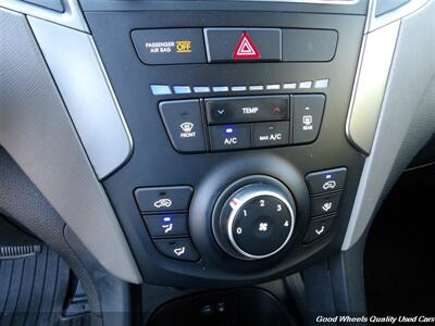 2018 Hyundai Santa Fe 2.4L   - Photo 18 - Glassboro, NJ 08028