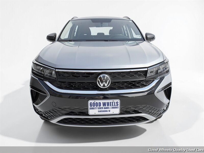 2022 Volkswagen Taos S 4Motion - Photo 2 - Glassboro, NJ 08028