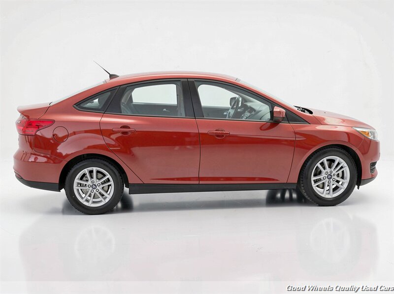 2018 Ford Focus SE - Photo 4 - Glassboro, NJ 08028
