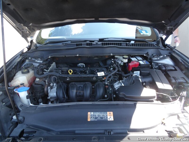 2014 Ford Fusion SE photo 24
