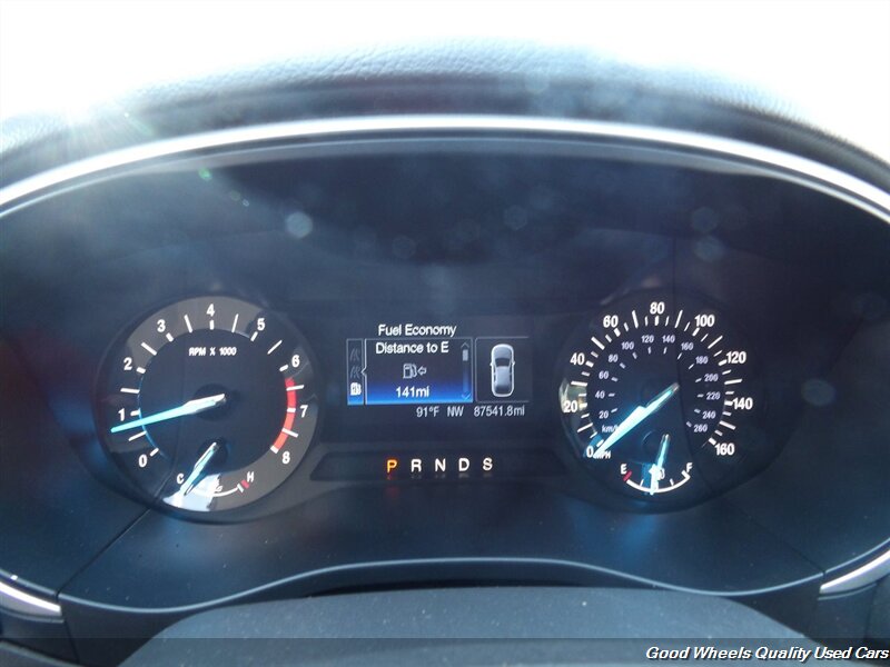 2014 Ford Fusion SE photo 18