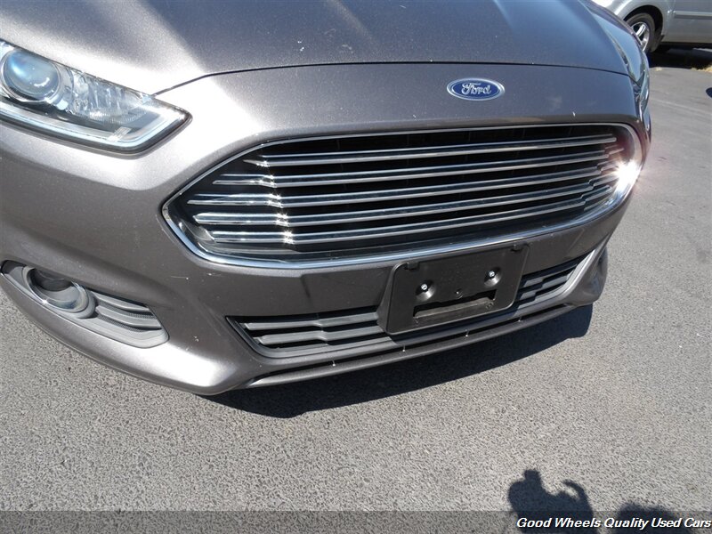 2014 Ford Fusion SE photo 7