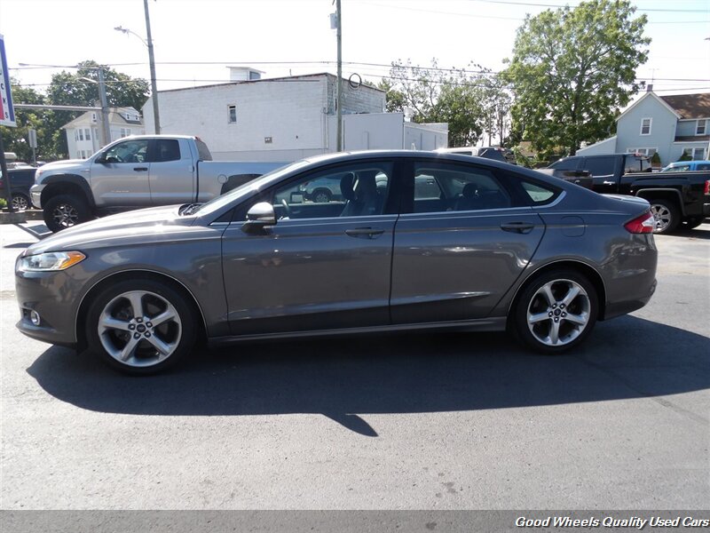 2014 Ford Fusion SE photo 5