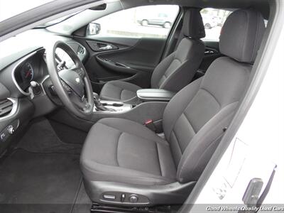2023 Chevrolet Malibu LT   - Photo 13 - Glassboro, NJ 08028