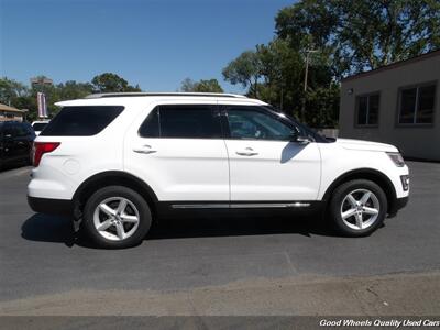 2017 Ford Explorer XLT   - Photo 4 - Glassboro, NJ 08028