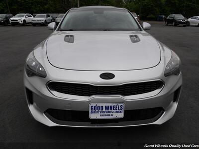 2018 Kia Stinger Premium   - Photo 2 - Glassboro, NJ 08028