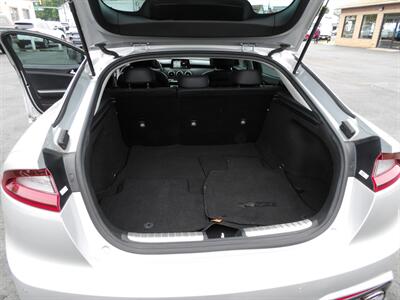 2018 Kia Stinger Premium   - Photo 23 - Glassboro, NJ 08028