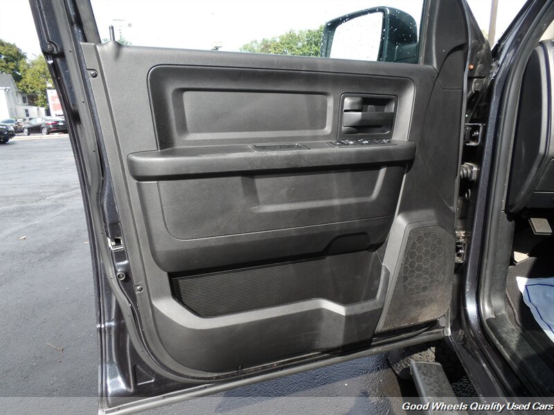 2017 RAM 1500 Express - Photo 21 - Glassboro, NJ 08028
