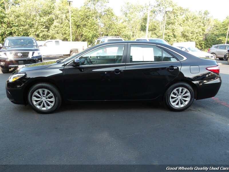 2017 Toyota Camry LE - Photo 8 - Glassboro, NJ 08028