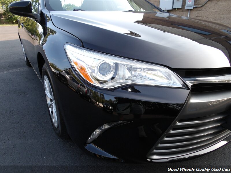2017 Toyota Camry LE - Photo 10 - Glassboro, NJ 08028