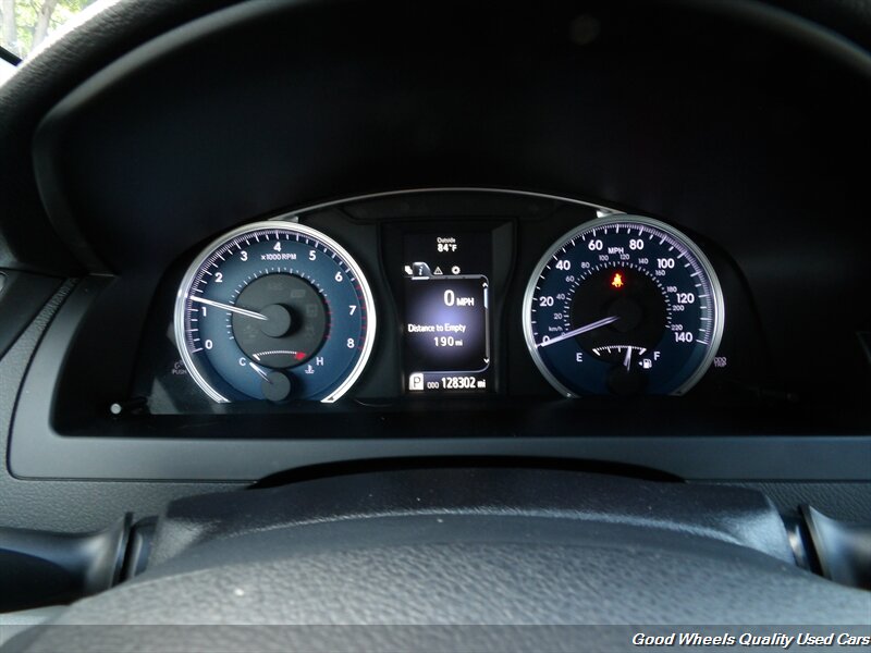 2017 Toyota Camry LE - Photo 16 - Glassboro, NJ 08028