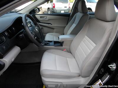 2017 Toyota Camry LE - Photo 12 - Glassboro, NJ 08028