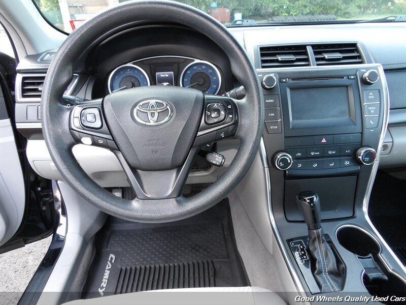 2017 Toyota Camry LE - Photo 14 - Glassboro, NJ 08028