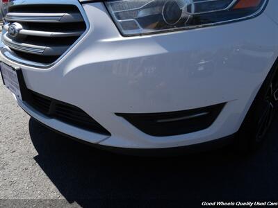 2017 Ford Taurus SEL   - Photo 10 - Glassboro, NJ 08028