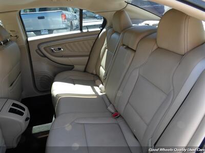 2017 Ford Taurus SEL   - Photo 16 - Glassboro, NJ 08028