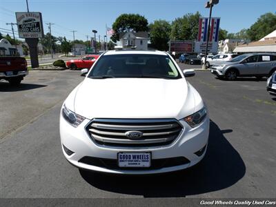 2017 Ford Taurus SEL   - Photo 2 - Glassboro, NJ 08028