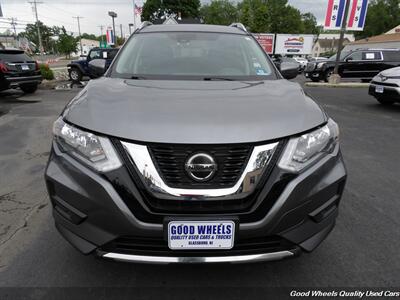 2020 Nissan Rogue SV   - Photo 2 - Glassboro, NJ 08028