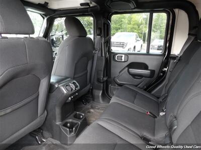 2022 Jeep Gladiator Willys   - Photo 15 - Glassboro, NJ 08028