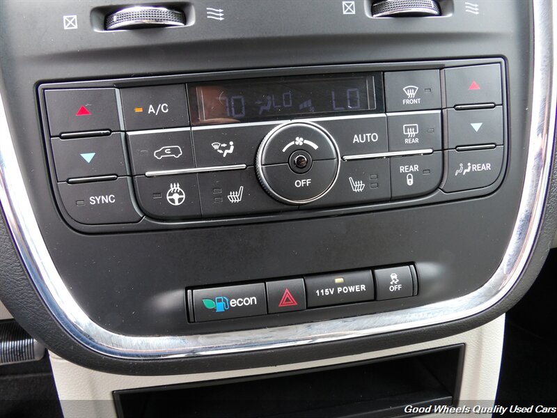 2015 Chrysler Town & Country Touring-L Braun Handicap Van - Photo 22 - Glassboro, NJ 08028