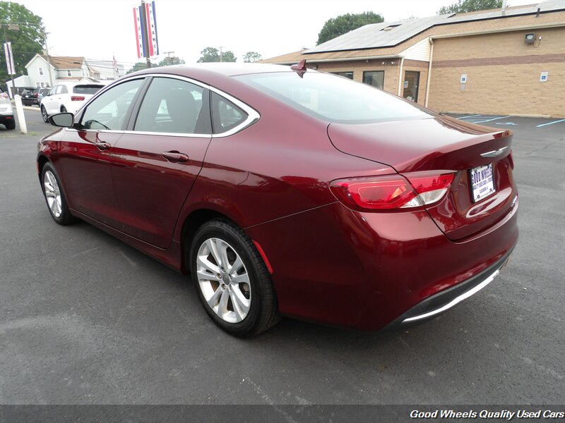 2016 Chrysler 200 Limited - Photo 7 - Glassboro, NJ 08028