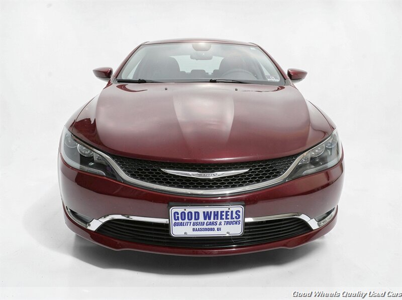 2016 Chrysler 200 Limited - Photo 2 - Glassboro, NJ 08028