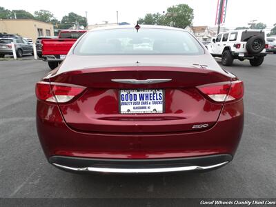 2016 Chrysler 200 Limited - Photo 6 - Glassboro, NJ 08028
