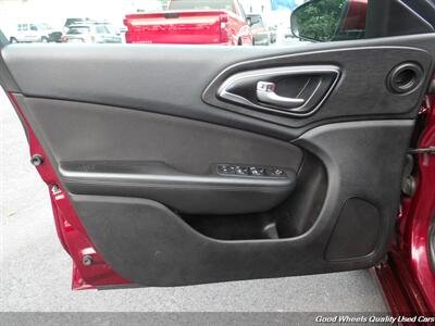 2016 Chrysler 200 Limited - Photo 24 - Glassboro, NJ 08028