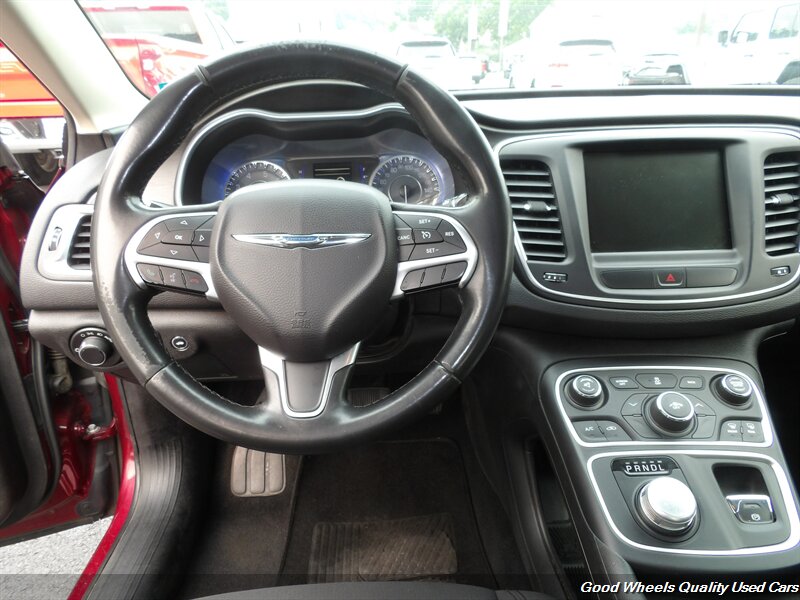 2016 Chrysler 200 Limited - Photo 15 - Glassboro, NJ 08028
