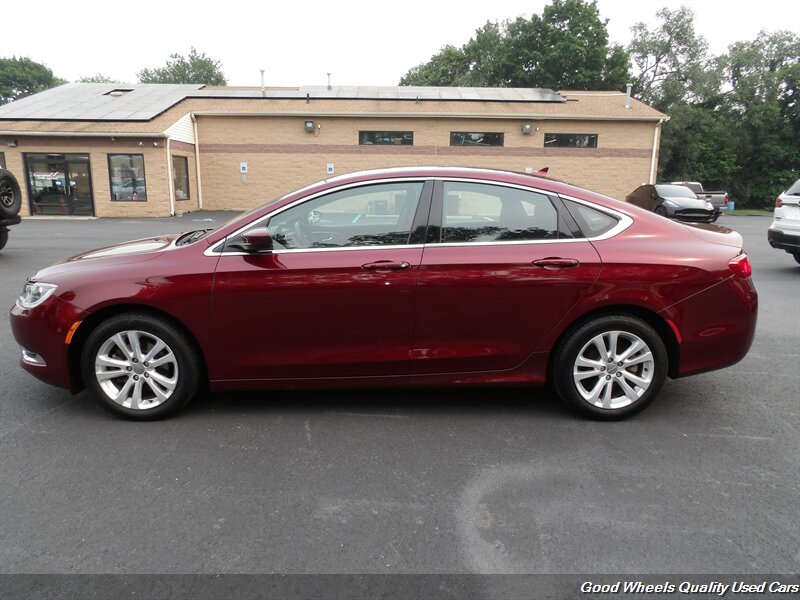 2016 Chrysler 200 Limited - Photo 8 - Glassboro, NJ 08028