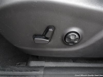 2020 Jeep Cherokee Latitude Plus   - Photo 14 - Glassboro, NJ 08028