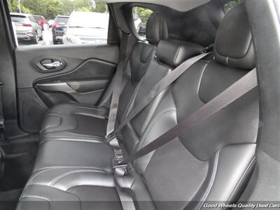 2020 Jeep Cherokee Latitude Plus   - Photo 17 - Glassboro, NJ 08028