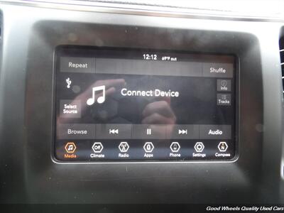 2020 Jeep Cherokee Latitude Plus   - Photo 23 - Glassboro, NJ 08028