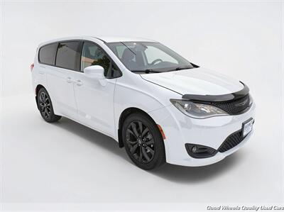 2019 Chrysler Pacifica Touring Plus - Photo 3 - Glassboro, NJ 08028