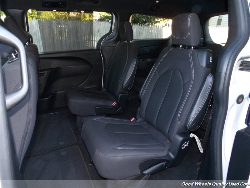 2019 Chrysler Pacifica Touring Plus - Photo 12 - Glassboro, NJ 08028