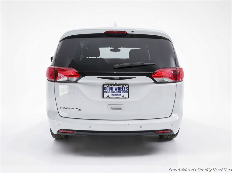 2019 Chrysler Pacifica Touring Plus - Photo 6 - Glassboro, NJ 08028