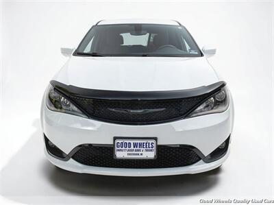 2019 Chrysler Pacifica Touring Plus - Photo 2 - Glassboro, NJ 08028