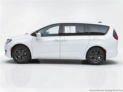 2019 Chrysler Pacifica Touring Plus - Photo 8 - Glassboro, NJ 08028