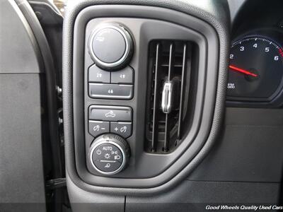 2020 Chevrolet Silverado 2500 HD Custom   - Photo 18 - Glassboro, NJ 08028