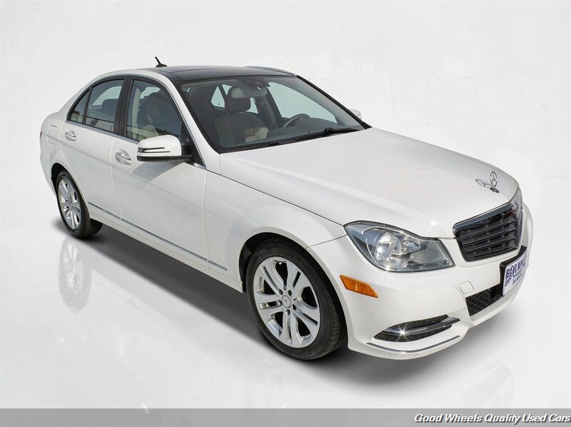 2013 Mercedes-Benz C 300 Sport 4MATIC - Photo 3 - Glassboro, NJ 08028