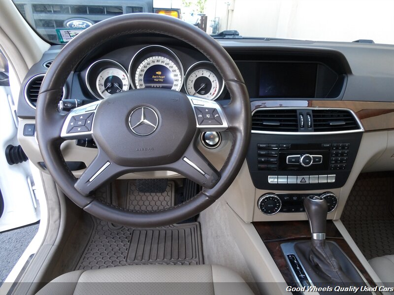 2013 Mercedes-Benz C 300 Sport 4MATIC - Photo 15 - Glassboro, NJ 08028