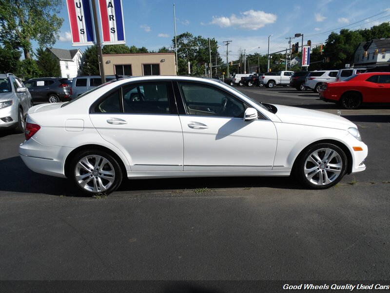 2013 Mercedes-Benz C 300 Sport 4MATIC - Photo 4 - Glassboro, NJ 08028