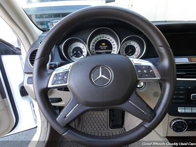 2013 Mercedes-Benz C 300 Sport 4MATIC - Photo 16 - Glassboro, NJ 08028