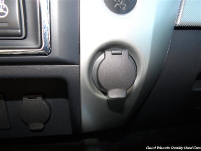 2017 Nissan Titan PRO-4X   - Photo 32 - Glassboro, NJ 08028