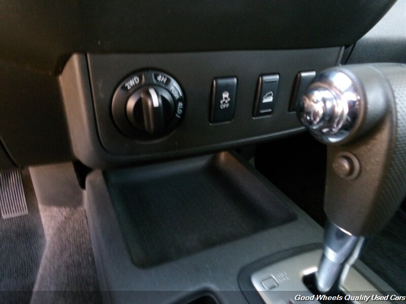 2012 Nissan Frontier SV V6 - Photo 18 - Glassboro, NJ 08028