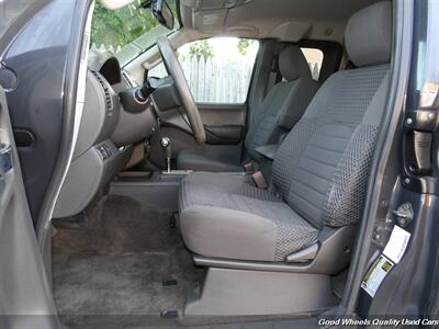 2012 Nissan Frontier SV V6 - Photo 13 - Glassboro, NJ 08028